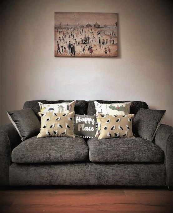 Sunny Seaside Beach House Lytham Centre Sleeps 8 Lytham St Annes Bagian luar foto