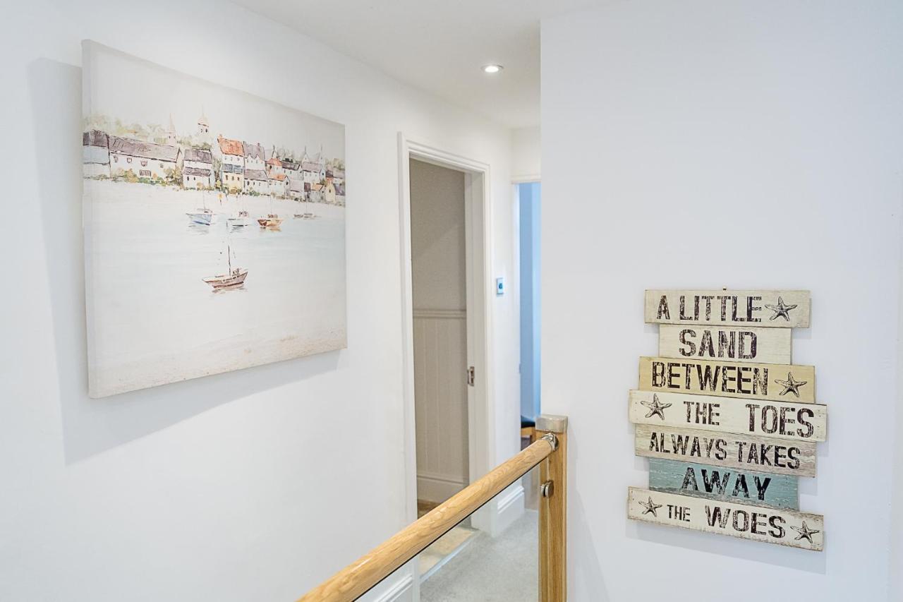 Sunny Seaside Beach House Lytham Centre Sleeps 8 Lytham St Annes Bagian luar foto